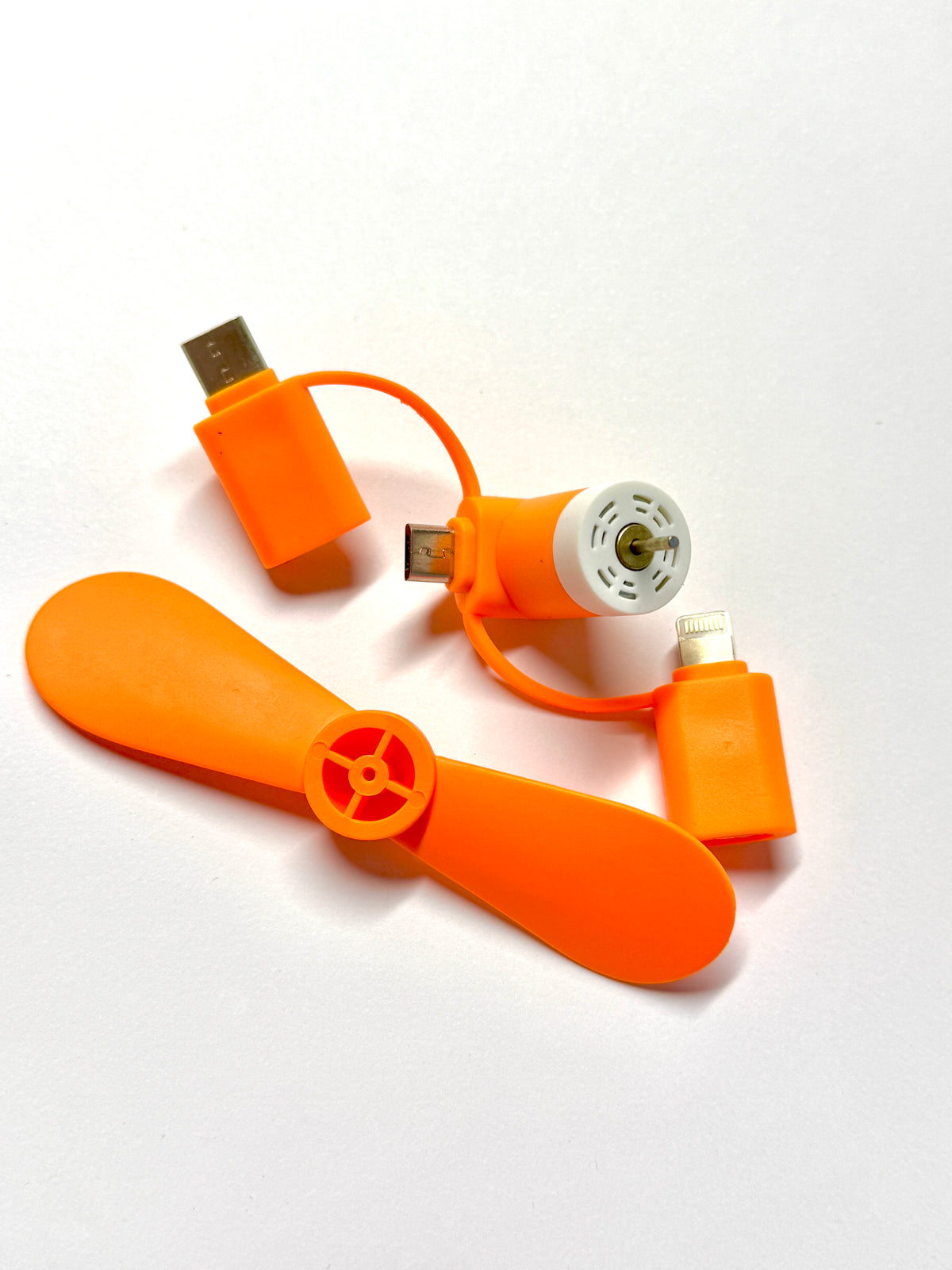 Mini-Handy-Ventilator Orange – USB-C, Micro-USB & Lightning