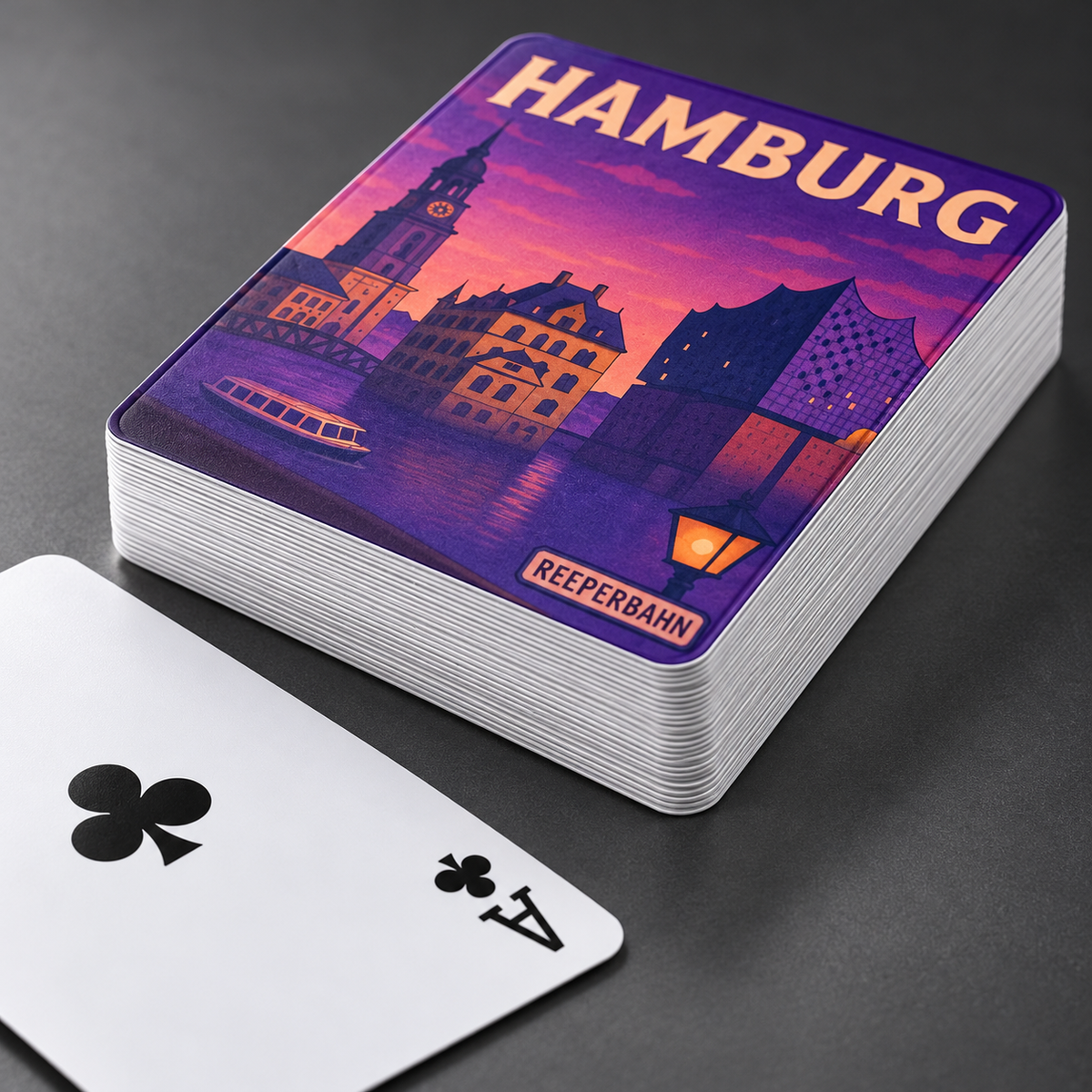 Nahaufnahme der abgerundeten Ecken und Kanten der Hamburg-Spielkarten
