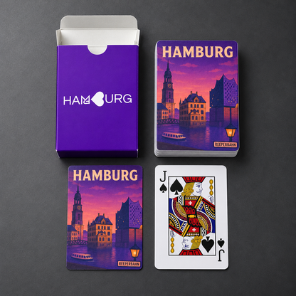 Hamburg-Spielkarten mit geöffneter Verpackung und Pik-Bube von oben