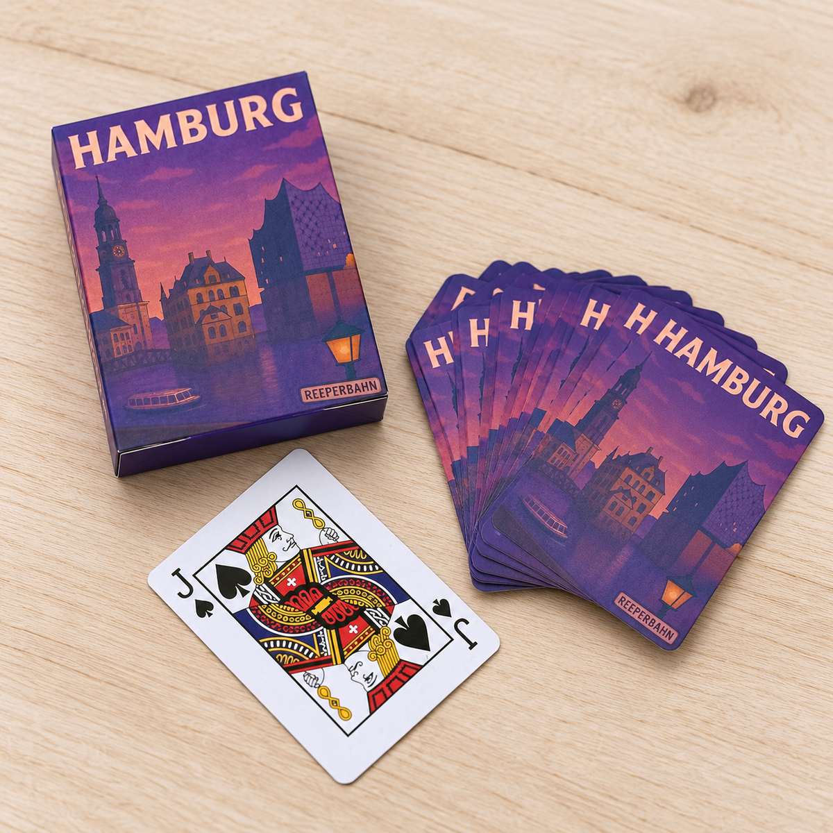 Hamburg Spielkarten – 54 Karten aus Kunststoff – Ansicht im Alltag